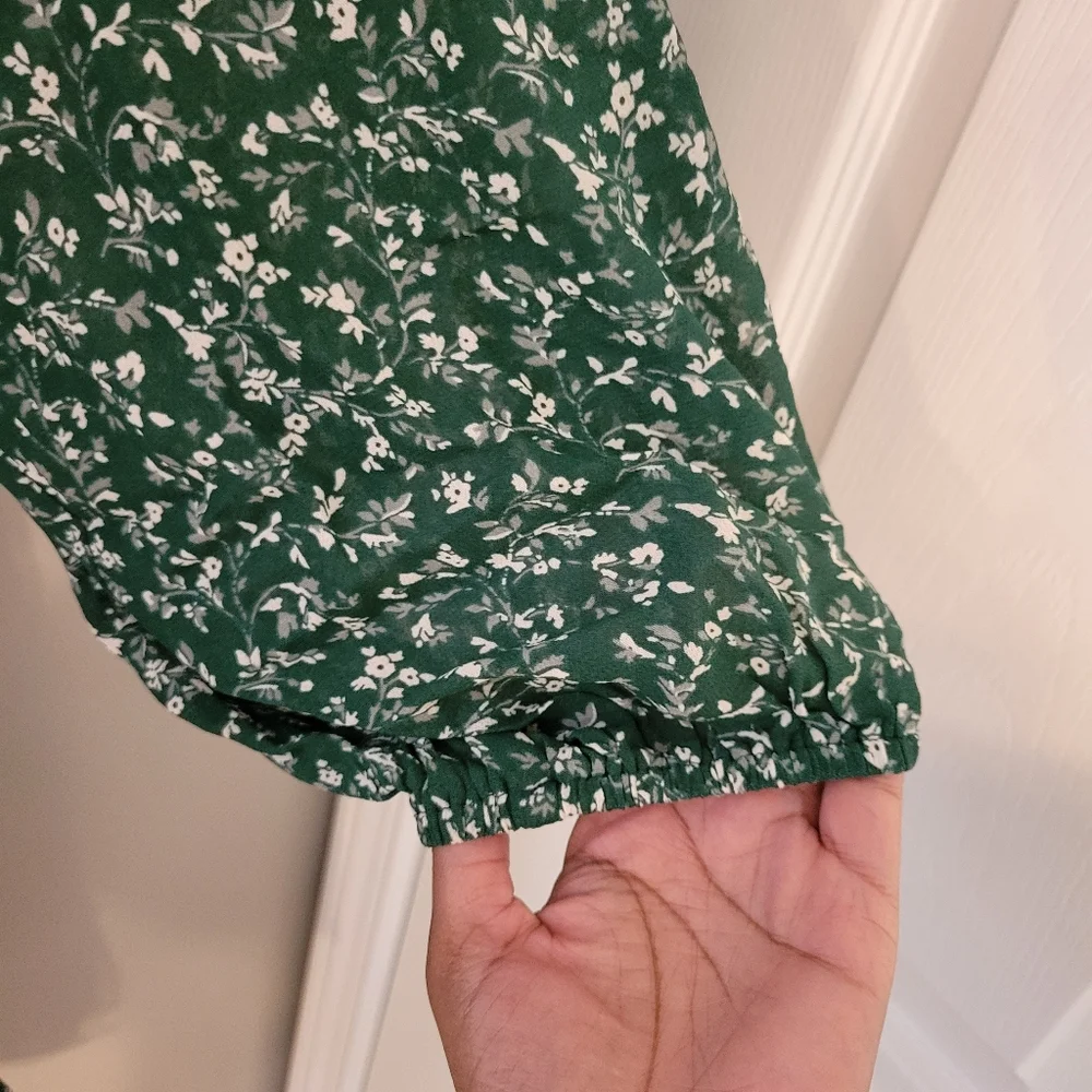 Reformation Cammi Forest Green Plus Size Dress. Dainty Floral Pattern. Size 22 - Picture 10 of 12